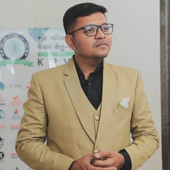 ખુંટ વિજયકુમાર એમ.